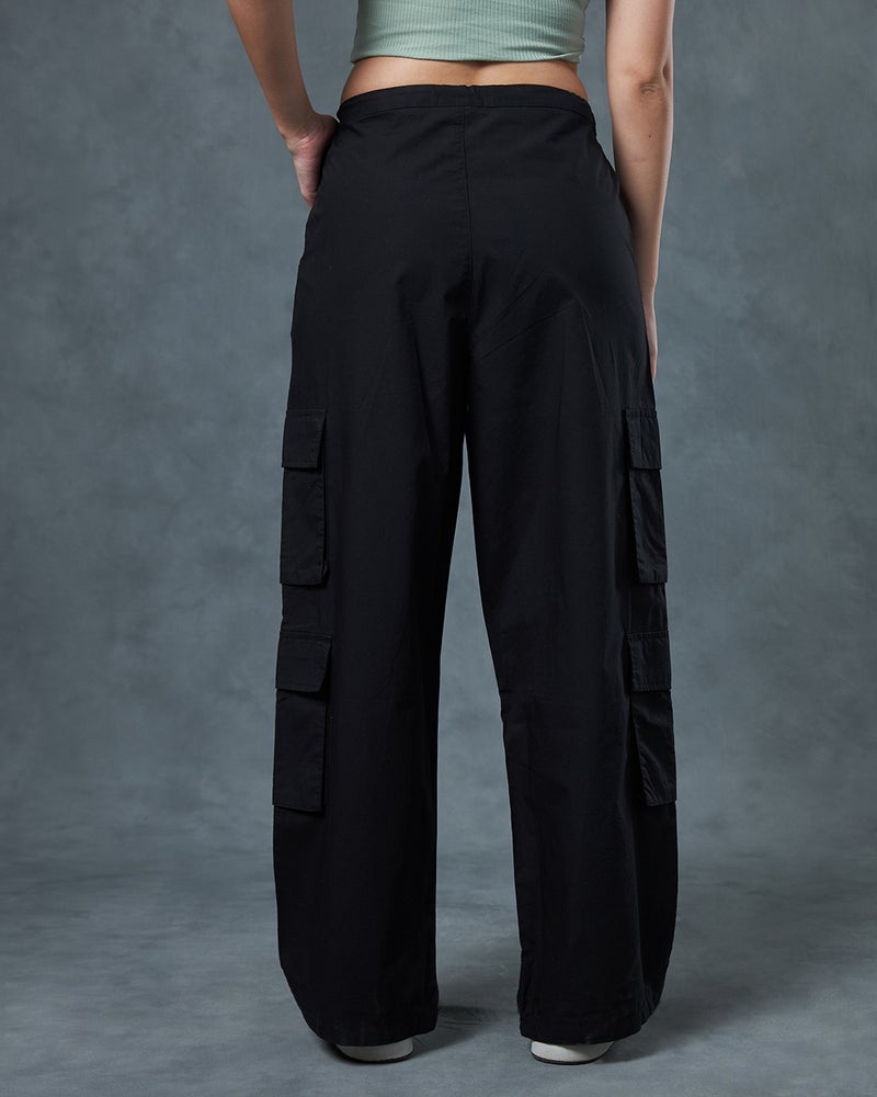 bewakoof Women's Black Baggy Oversized Cargo Parachute Pants - Image 3
